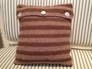 Natural wool knitted cushion cover