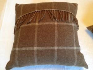 woven cushion 1