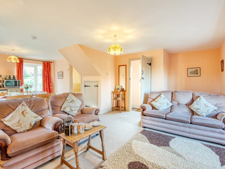 Pheasant Cottage - Open plan sitting room Sitting room